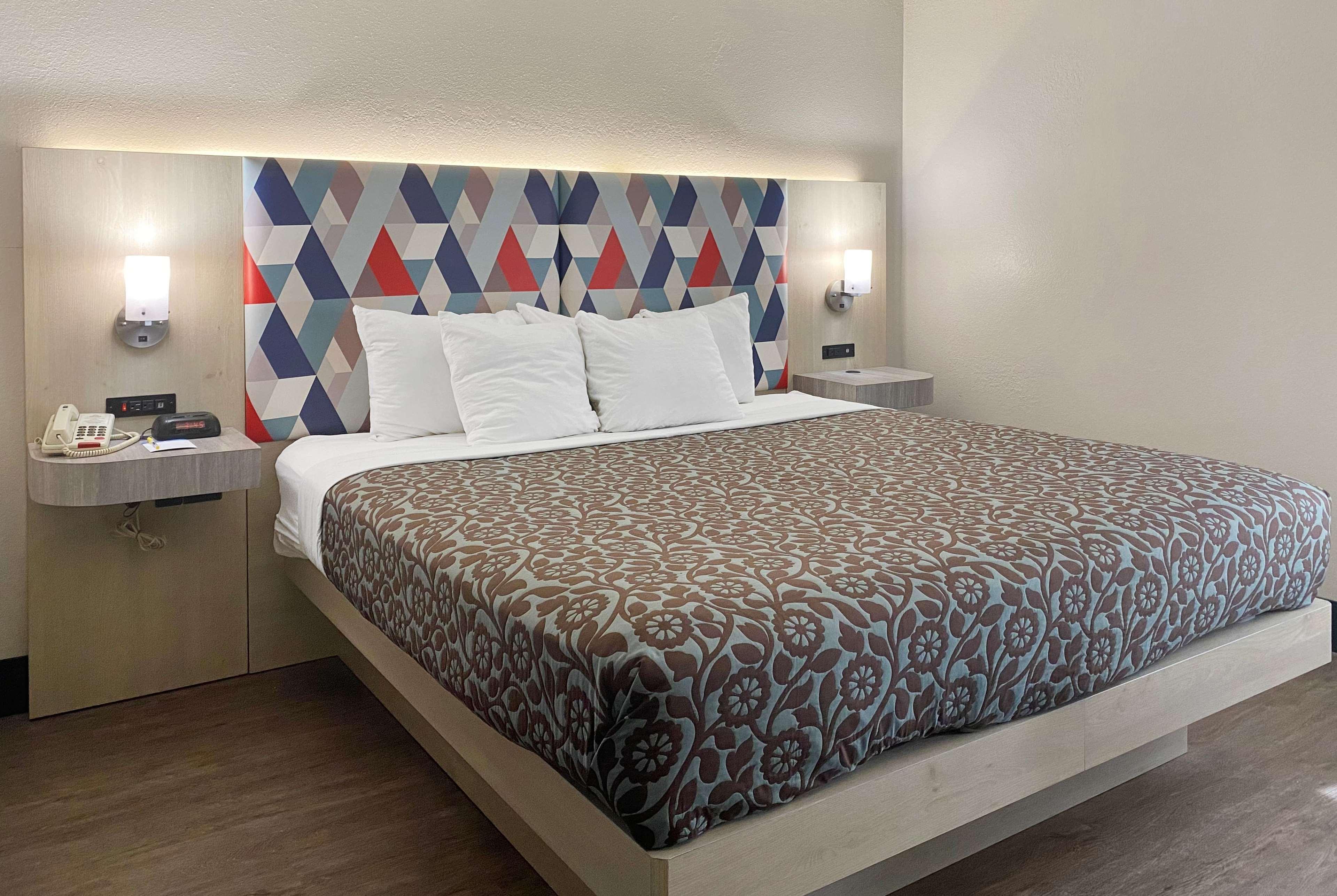 Days Inn & Suites By Wyndham Peachtree Corners Norcross Zewnętrze zdjęcie
